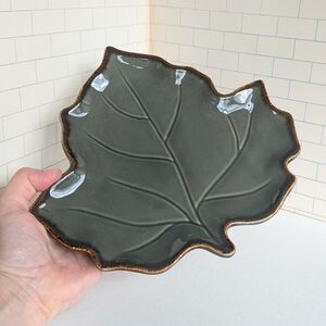 Cindy Crawford leaf plate, ceramic olive green autumn leaf dish